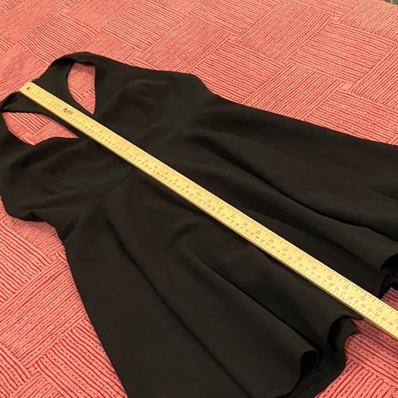 Lulu's large women’s Black Sleeveless Midi Dress - Picture 15 of 16